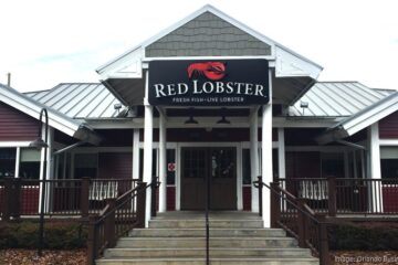red lobster tgi fridays closing