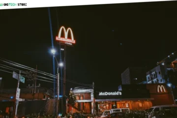 mcdonald's worker reveals customers who greet them may be ignored