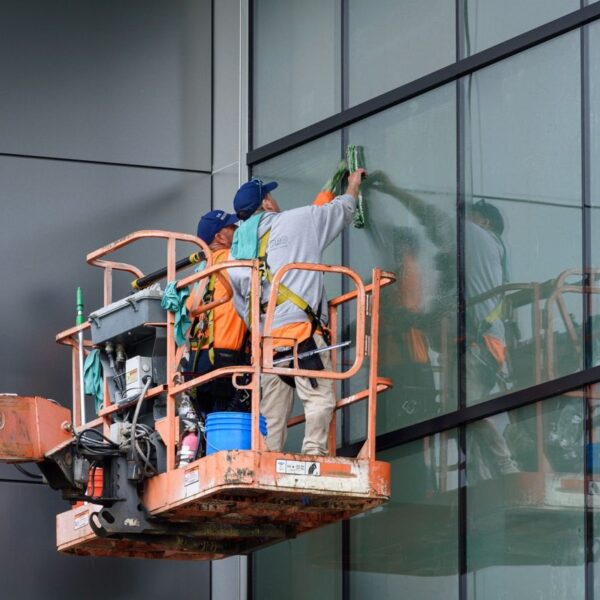 Why Clean Windows Matter More Than You Think for Commercial Properties